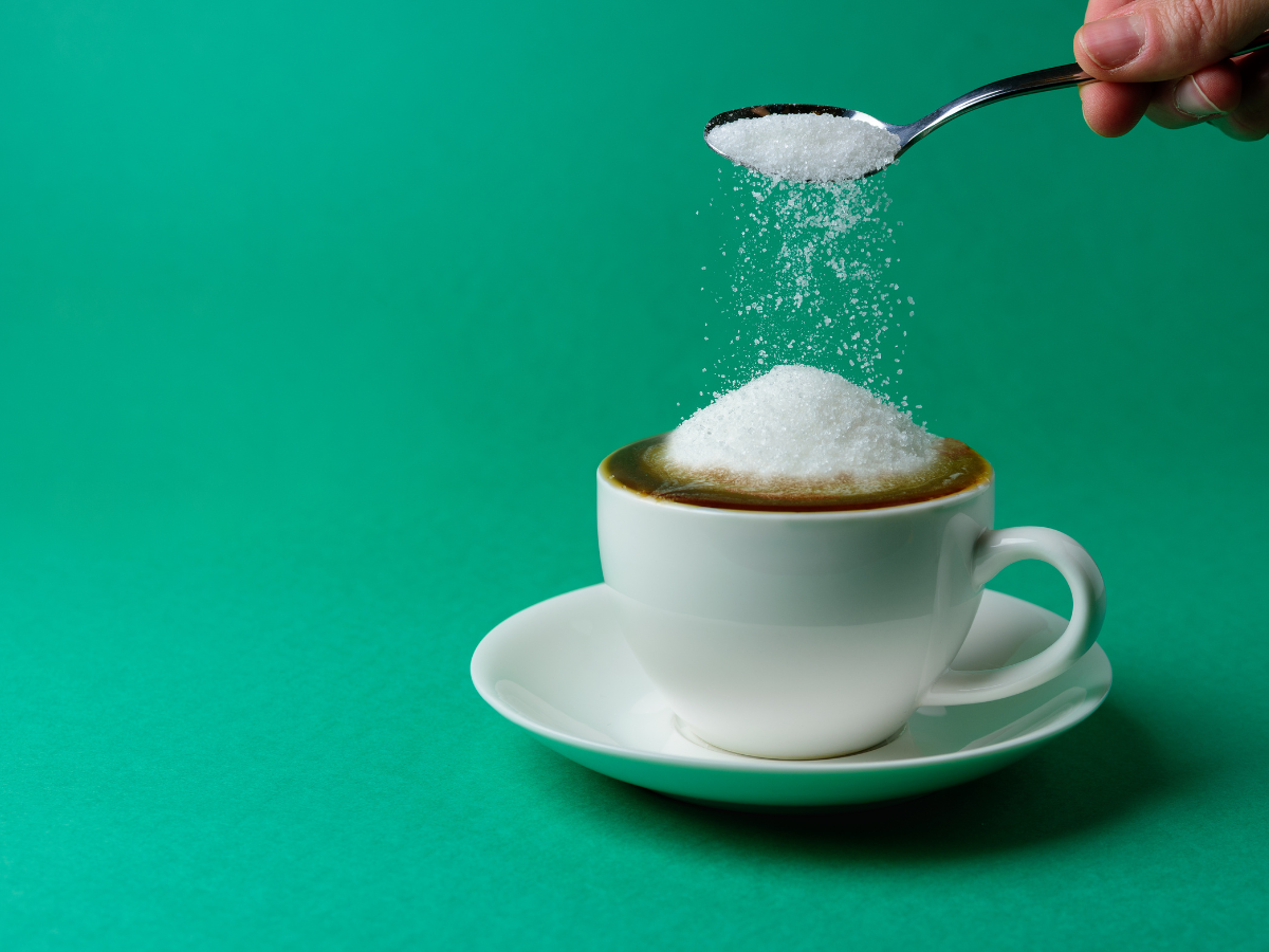 Тростниковый сахар рафинад. Стоп сахар. Сахар гора. Сахар мелкие кусочки. Полон сахару.