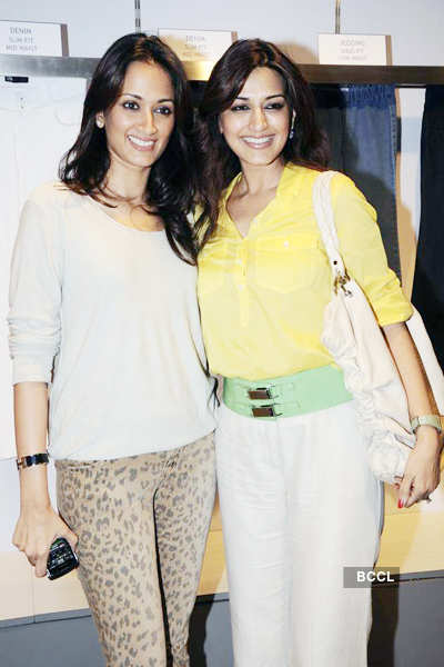 Anita Dongre's cafe launch