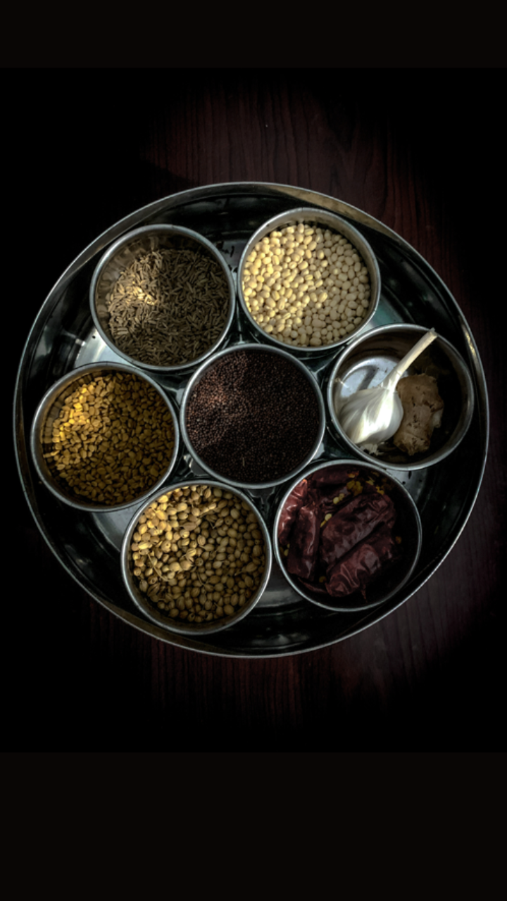 8 Best Containers To Store Spices In The Kitchen StorialTech