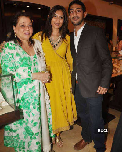 Celebs @ Estaa's 2nd anniversary