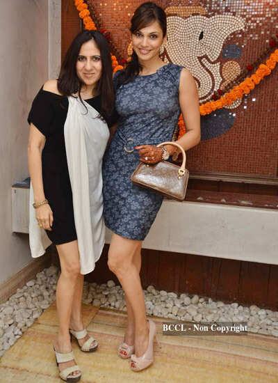 Meena Rohira at Nimoo Punjabi's Diwali collection launch in Mumbai.