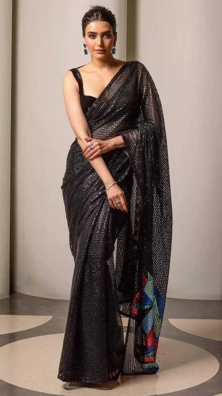 Karishma Tannas black glittery saree look will steal your heart | Times of  India