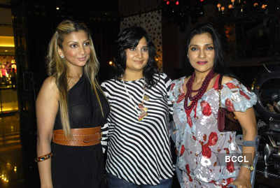 Ramona Narang's brunch party