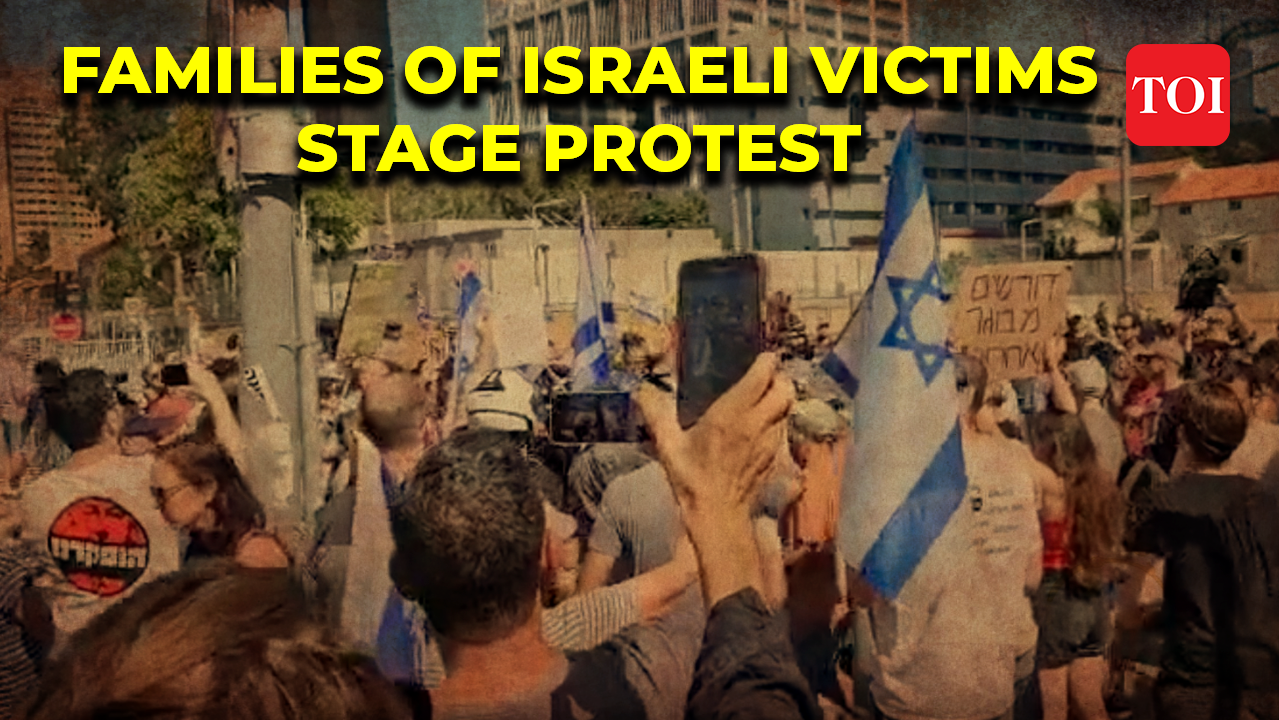 Families of Israeli victims and those held captive stage protest in Tel ...