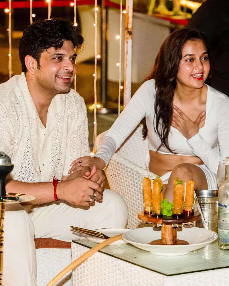 Inside Karan Kundrra's 39th birthday celebrations with girlfriend Tejasswi Prakash in Goa