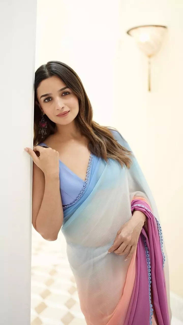 Durga Puja 2023: Alia Bhatt-approved saree looks to channel your