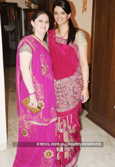 Sonika Agrawal's Karwa Chauth celebration Photogallery - ETimes