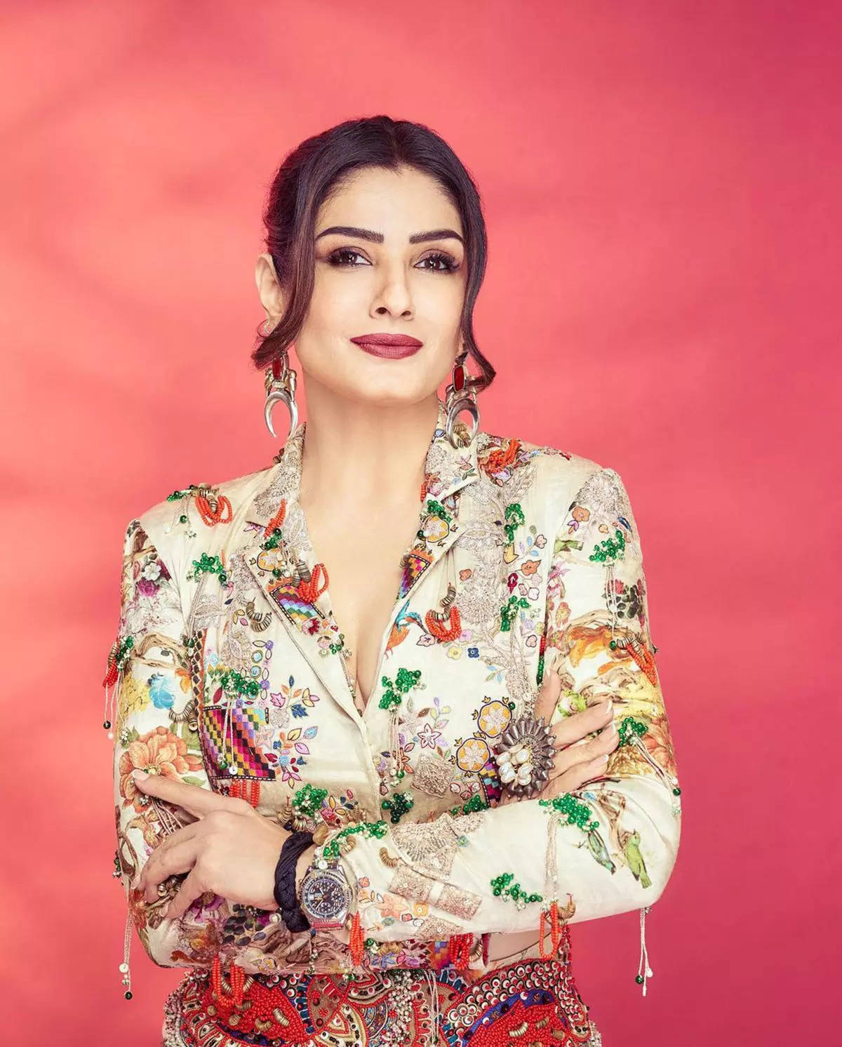 Discover Raveena Tandon's dazzling style odyssey unveiled for fashion enthusiasts