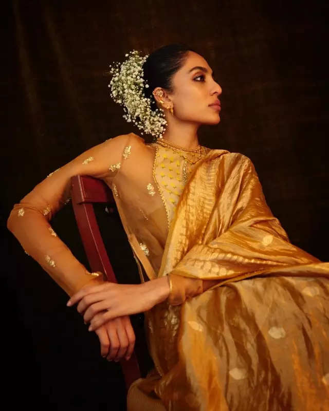 Sobhita Dhulipala in tissue sarees is a match made in heaven, pictures will leave you spellbound