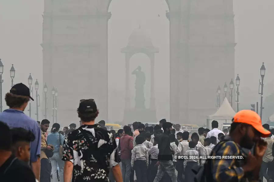 Smog chokes Delhi-NCR as air quality turns severe, see pictures