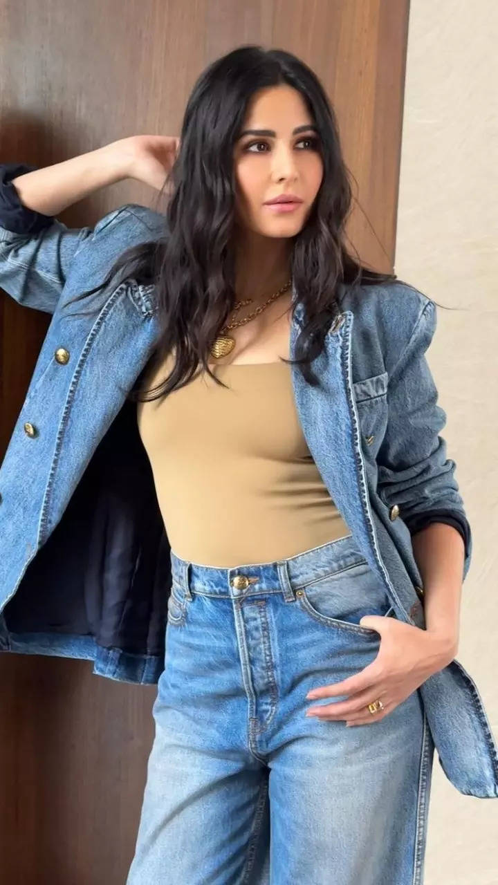 720px x 1280px - Katrina Kaif masters the denim-on-denim trend in chic outfit | Times of  India