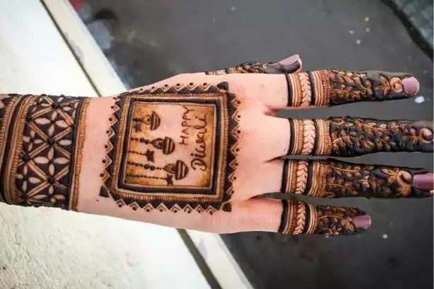 Henna Hands