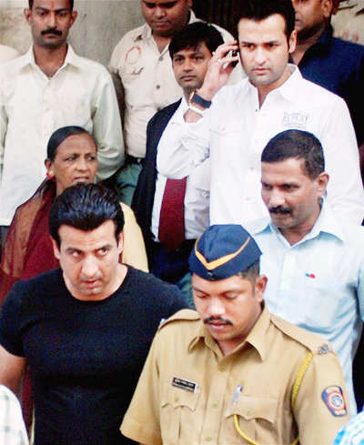 Ronit Roy gets bail in rash driving case