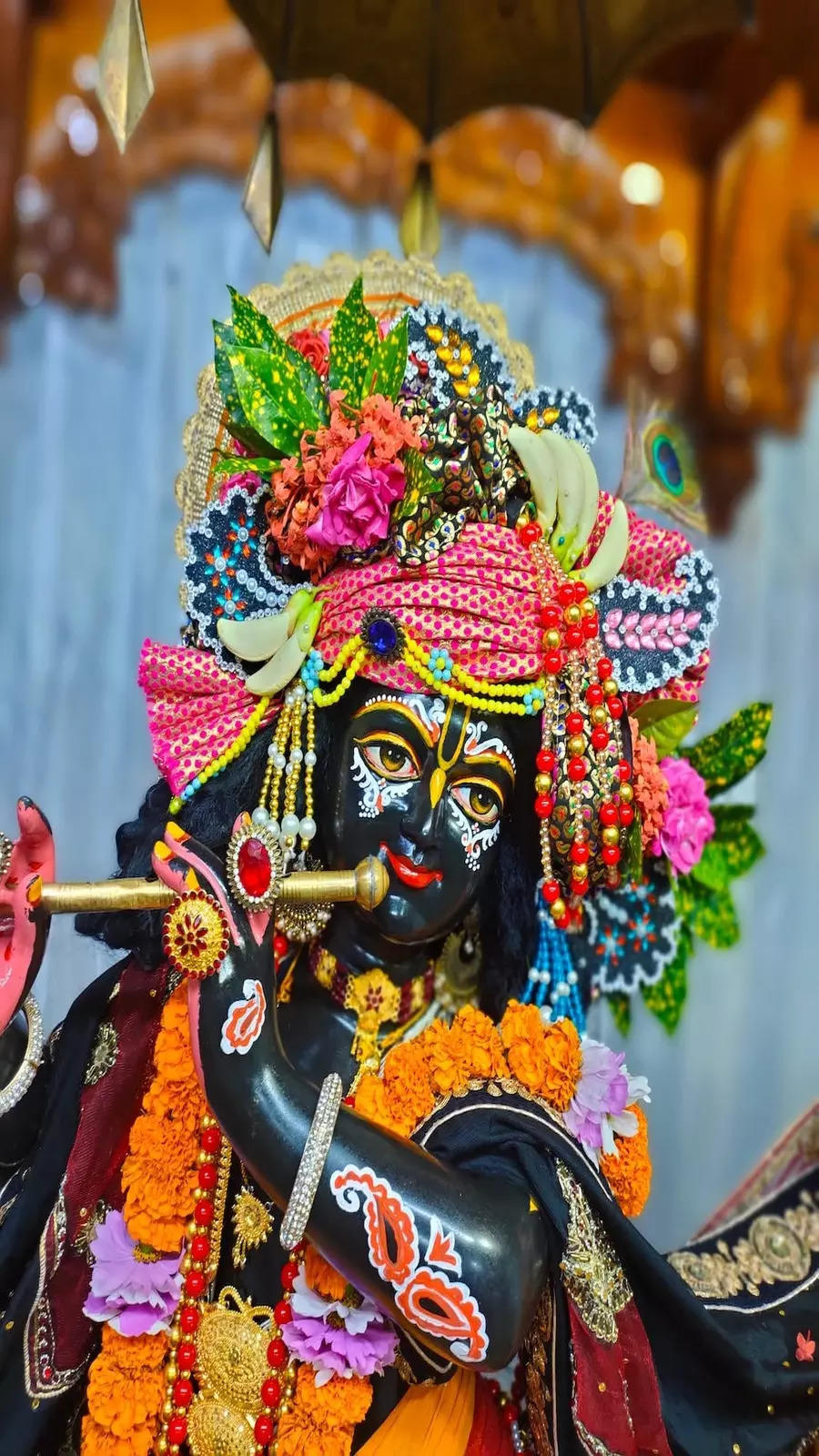 What are the benefits of chanting 'Hare Krishna Hare Krishna