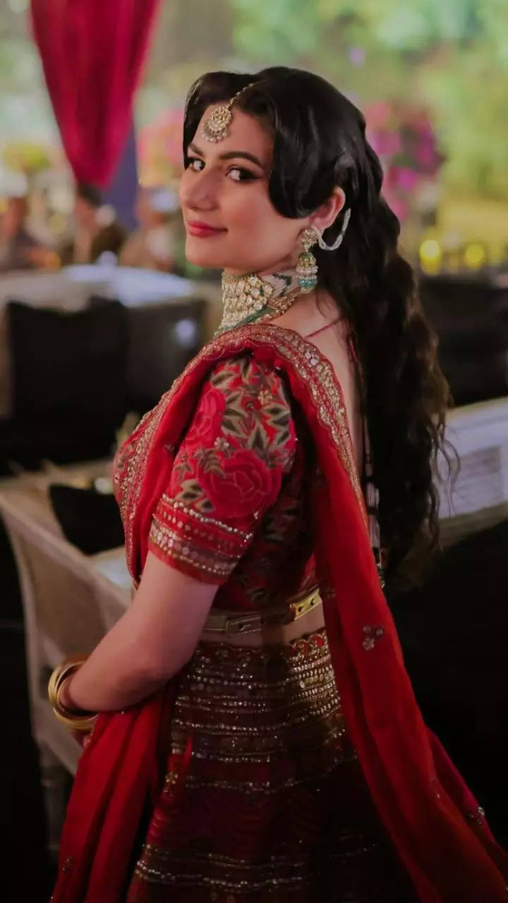 This Pakistani bride wore a stunning lehenga by an Indian designer