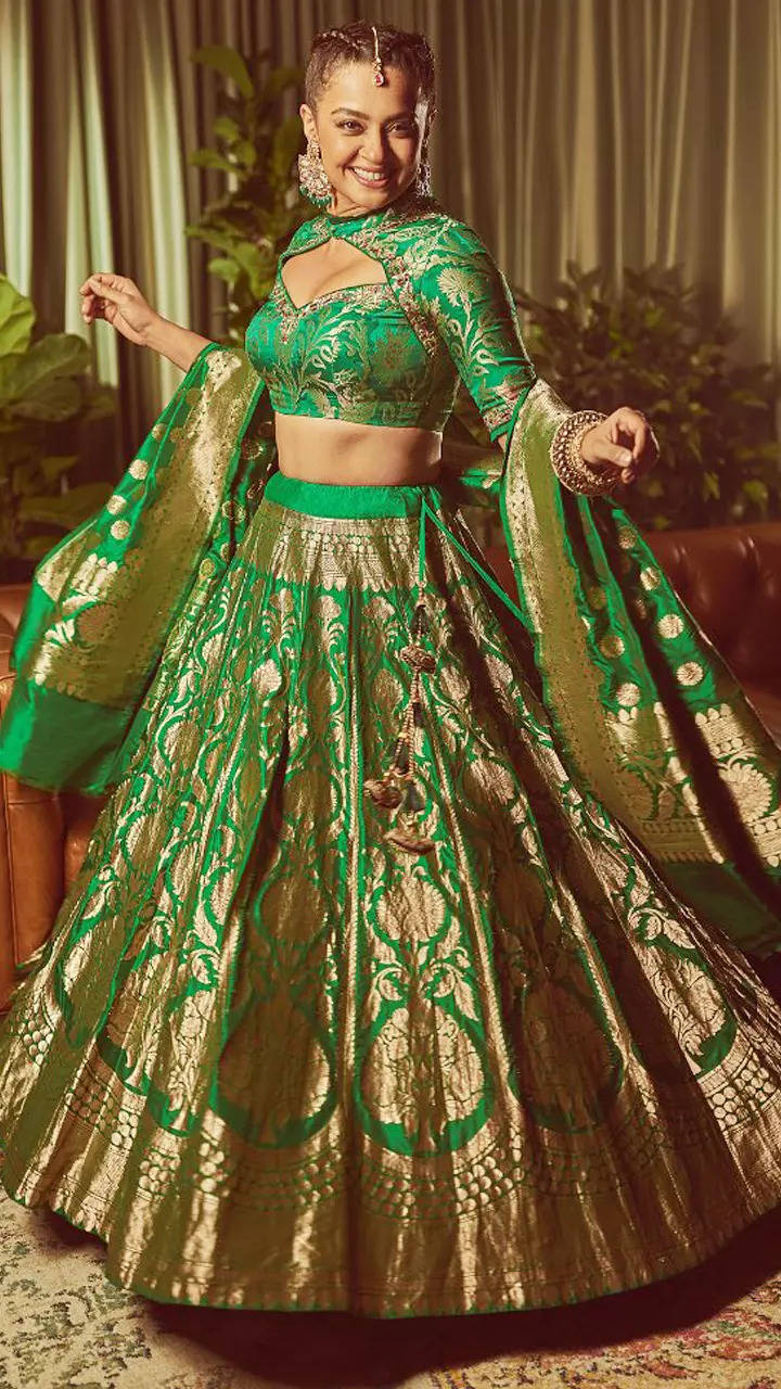 Banarasi Silk Emerald Green Indian Lehenga