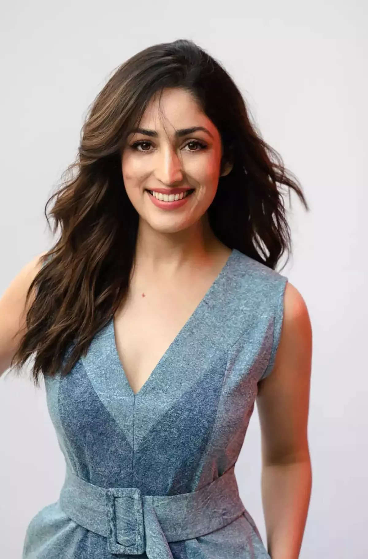 ​Yami Gautam dazzles with elegant, trendsetting, and versatile fashion choices​