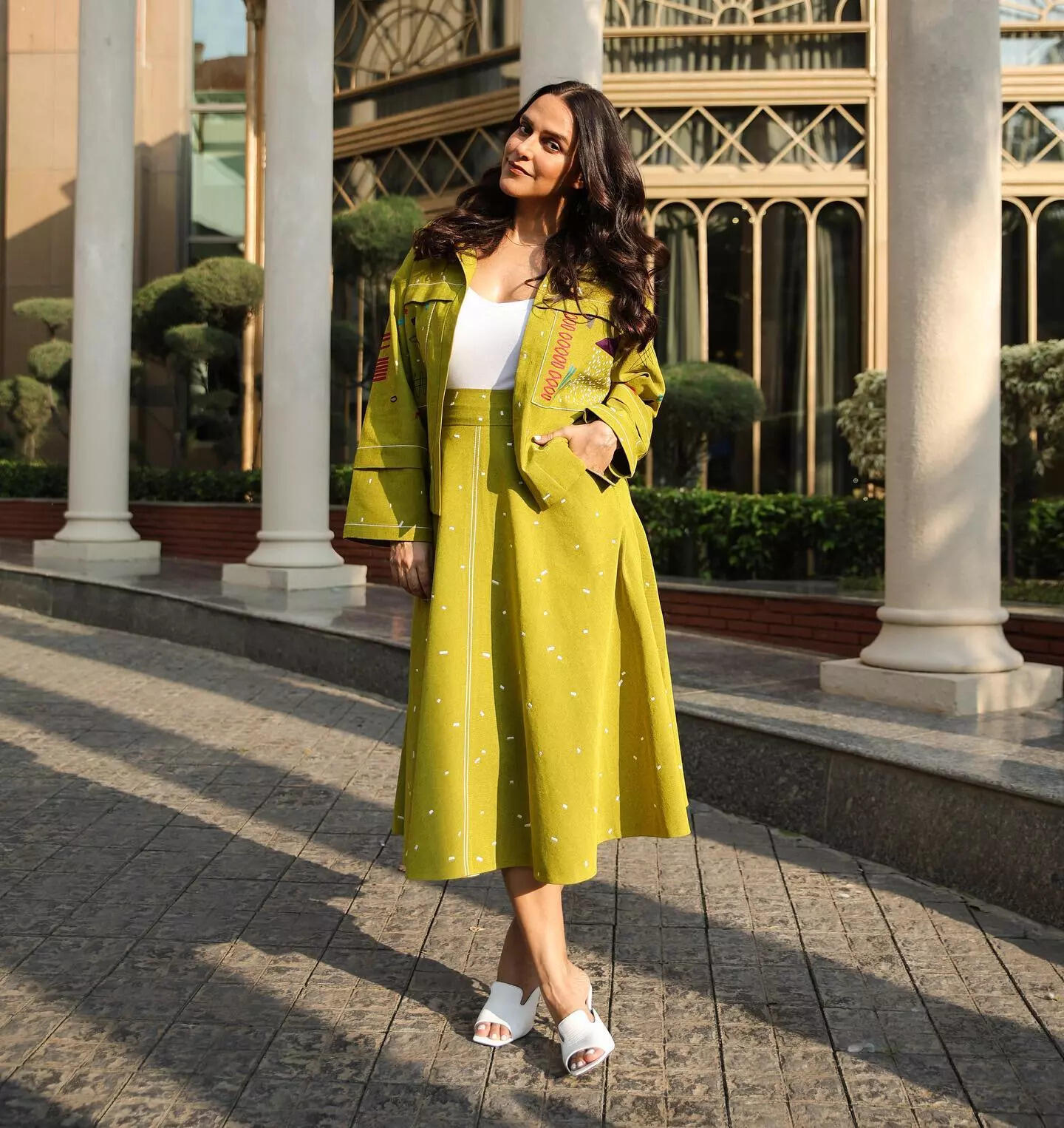 Draw inspiration from these beauty queens to revamp your postmaternity style!