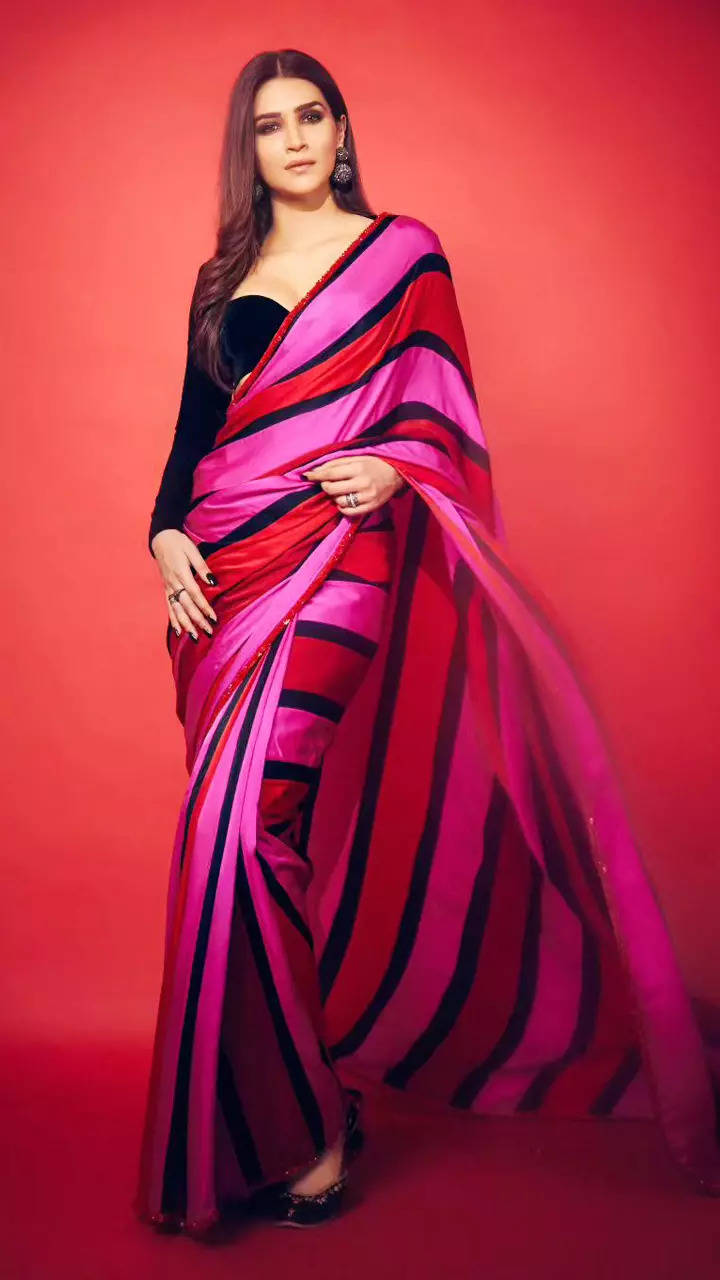 Kriti Sanon looks straight out of a Bollywood dream in a striped dual-toned  saree