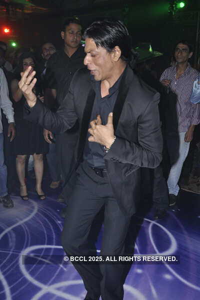 SRK dances at BT anniv party!
