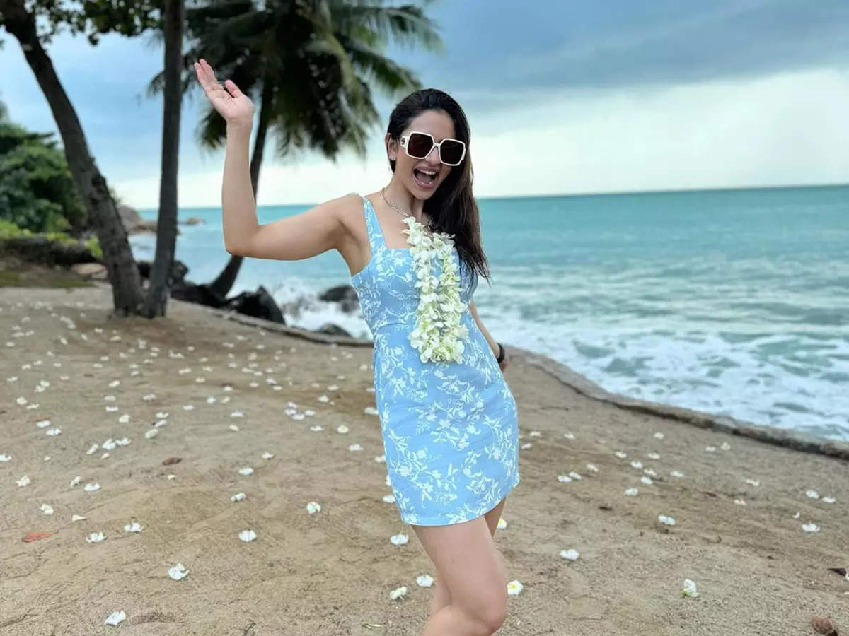 Rakul Preet Singh's New Year vacation looks with sun, sand and serenity capture hearts on social media, see pictures