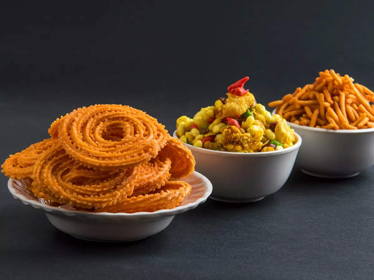 5 Indian snacks that can be stored for a long time | The Times of India