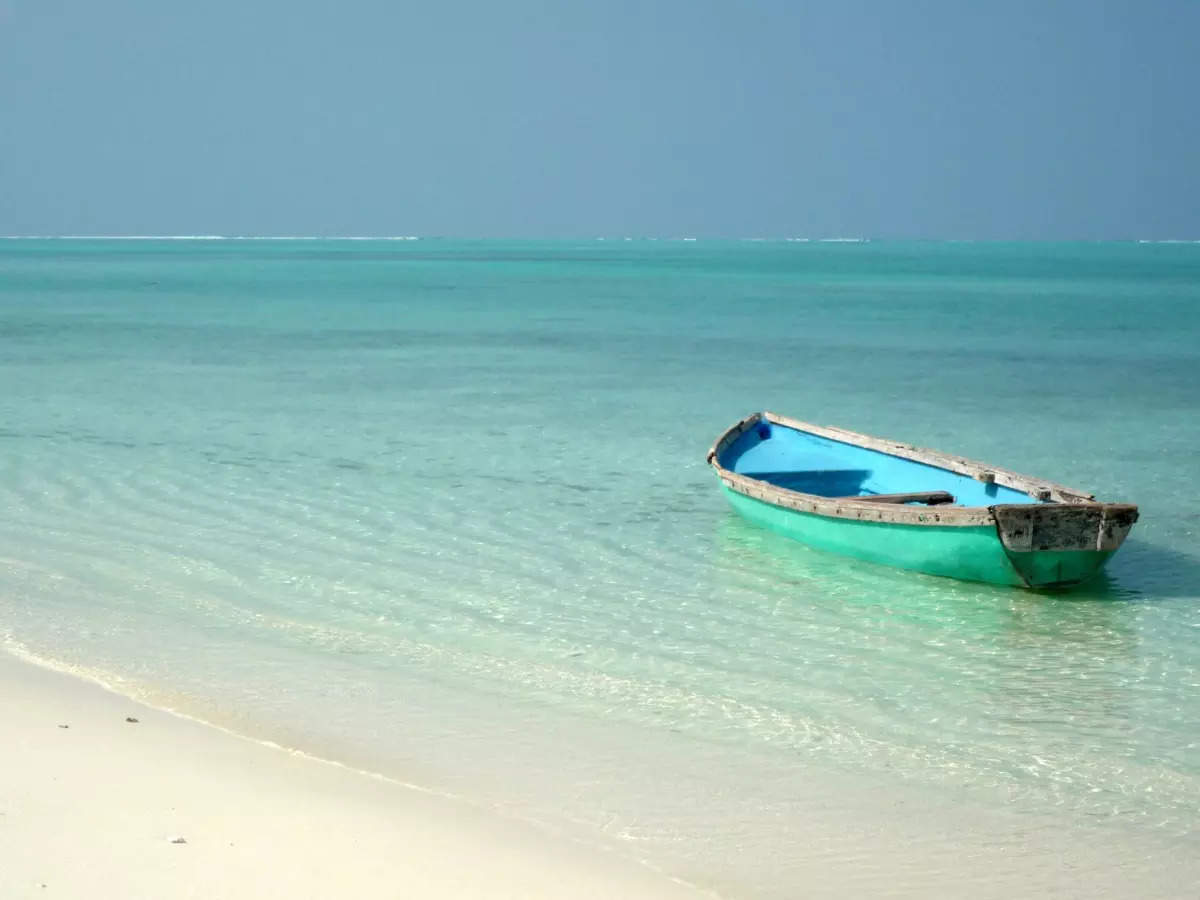 Lakshadweep Islands: These serene beach pictures will make you pack your bags right away
