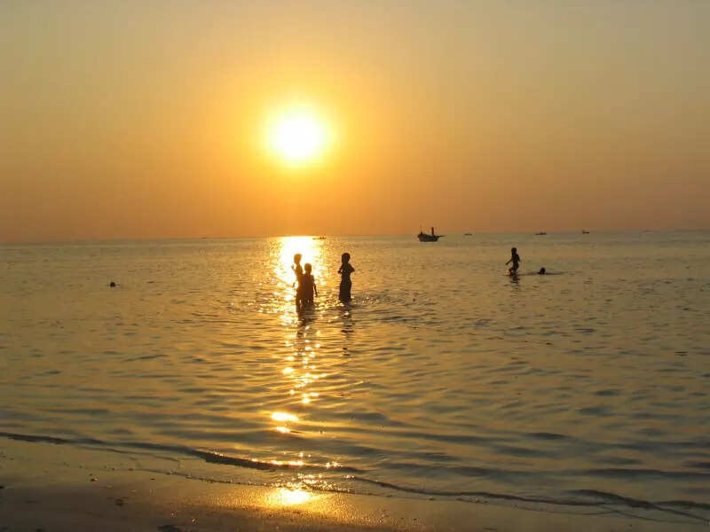 Lakshadweep Islands: These serene beach pictures will make you pack your bags right away 