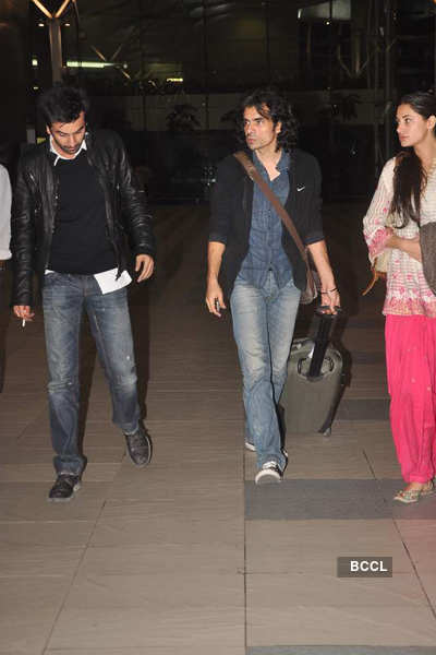 Ranbir, Nargis spotted at airport