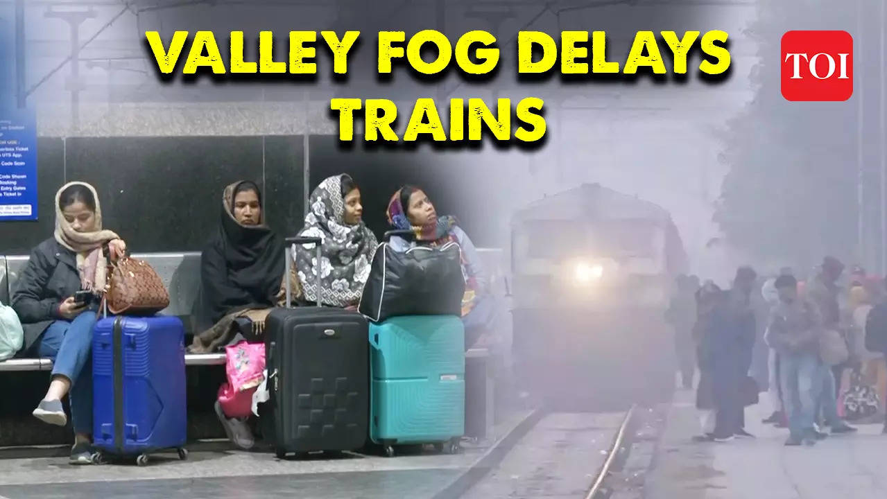 18 Delhi-bound trains delayed as cold wave conditions persist in national capital