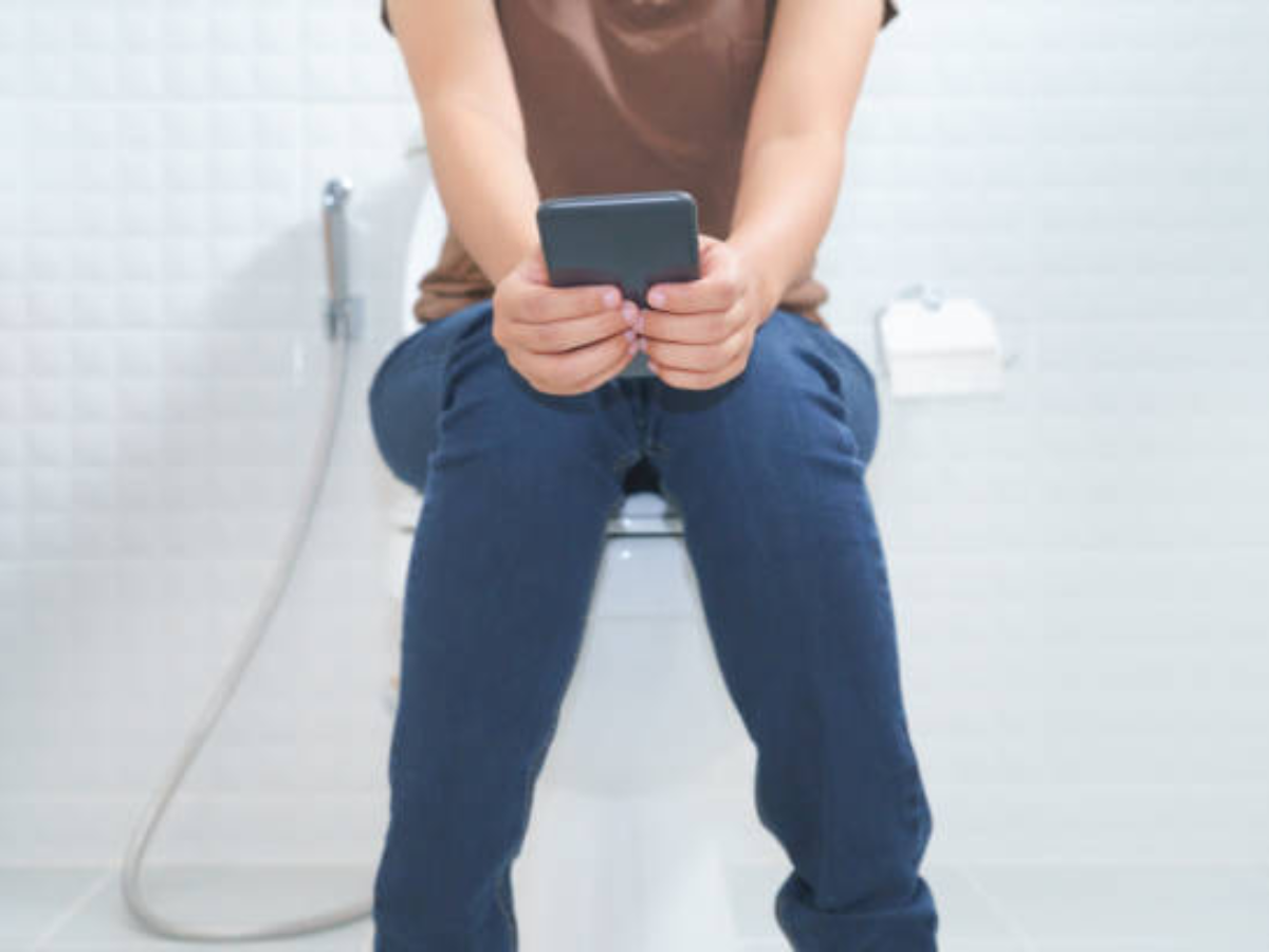 Using mobile phone in the toilet can lead to this painful condition  | The Times of India