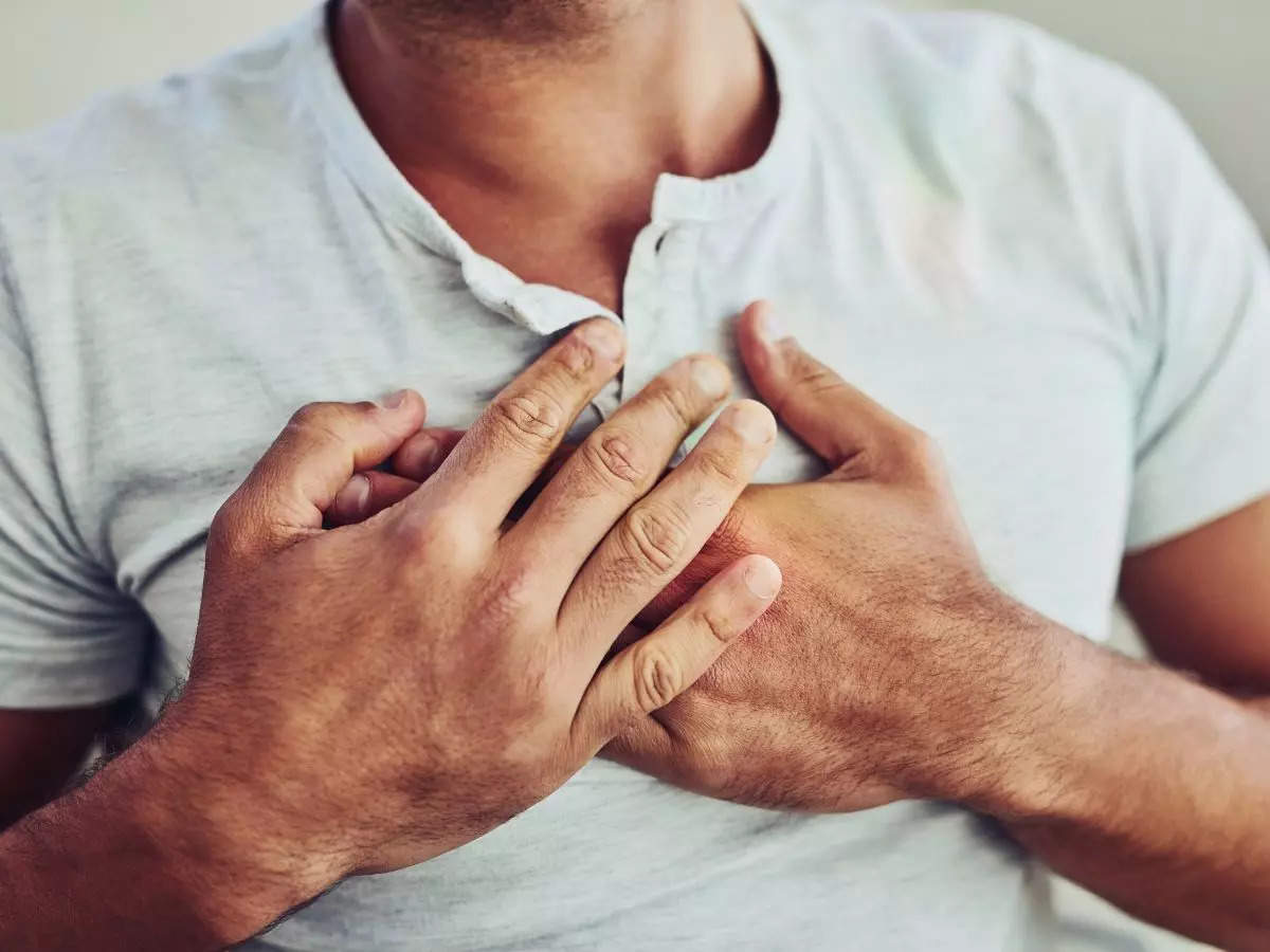 This is how you can recognise the symptoms of heart attack - IndiaTimes
