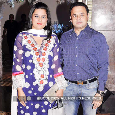 Gopu & Raju Vij's 25th anniv. party