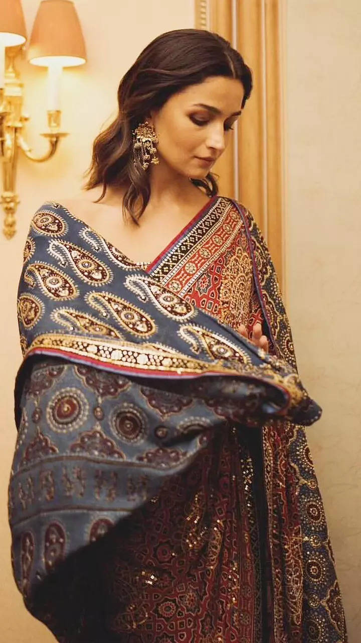 Alia Bhatt commands attention in ajrakh printed saree with a modern drape |  Times of India