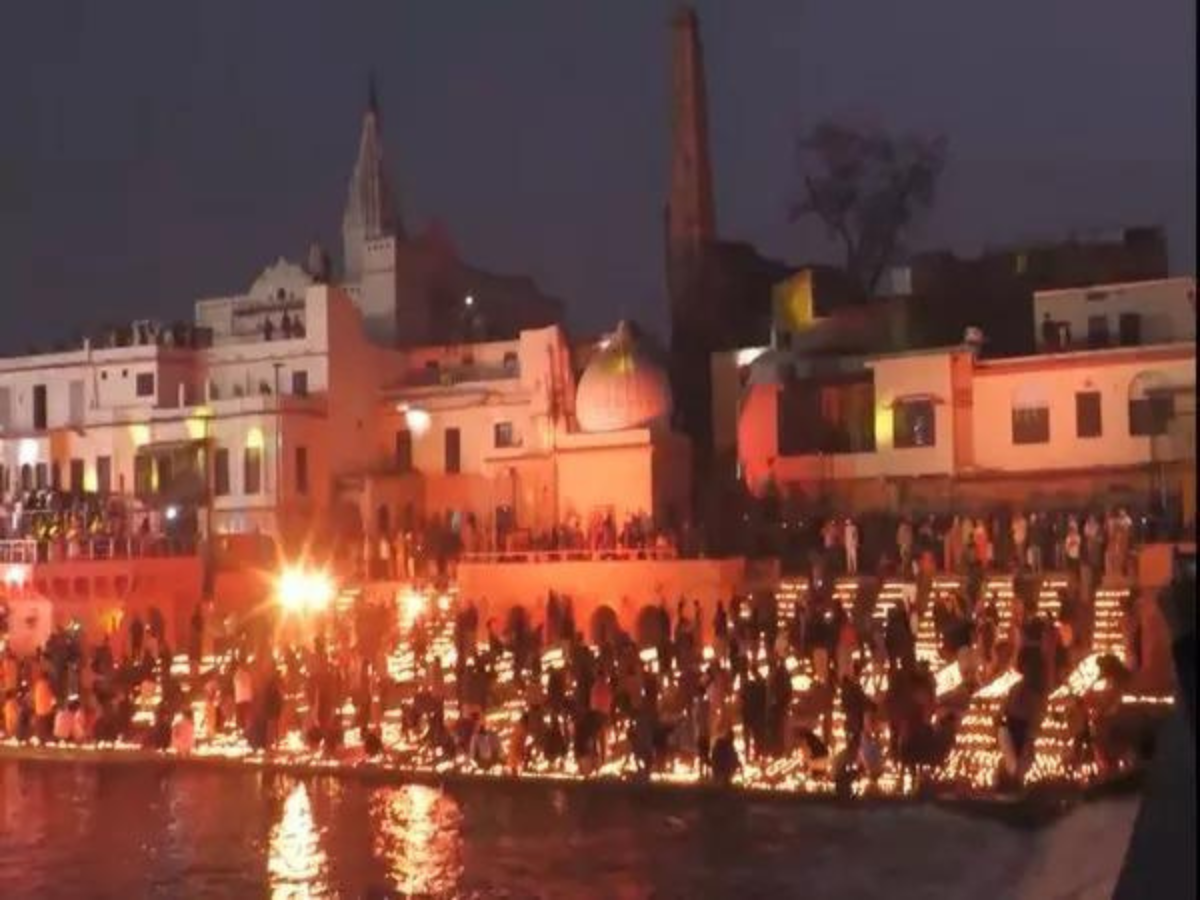 Ayodhya's Saryu Ghat Illuminated With Hundreds Of Diyas After Ram Lalla ...