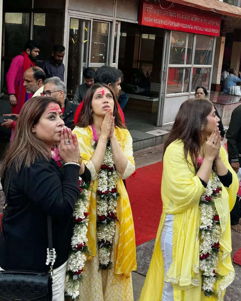 Bhumi Pednekar seeks blessings at Kamakhya Devi Mandir with her sister Samiksha