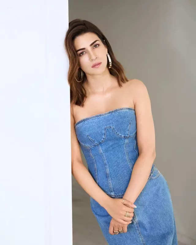 Kriti Sanon makes a case for chic styling in trendy ensembles, see pictures