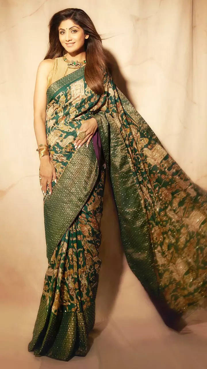 Shilpa Shetty exudes royalty in a green and golden Kalamkari saree | Times  of India