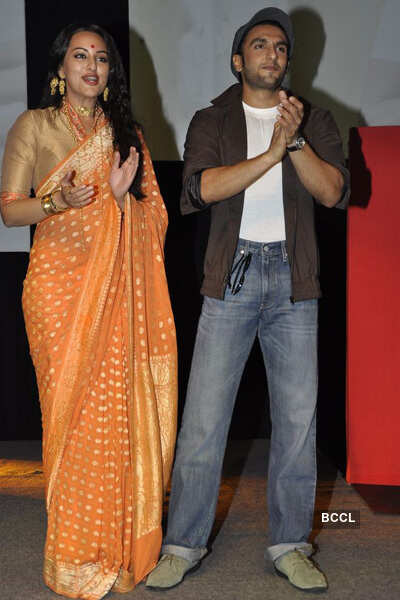 Ranveer, Sonakshi at 'Lootera' launch