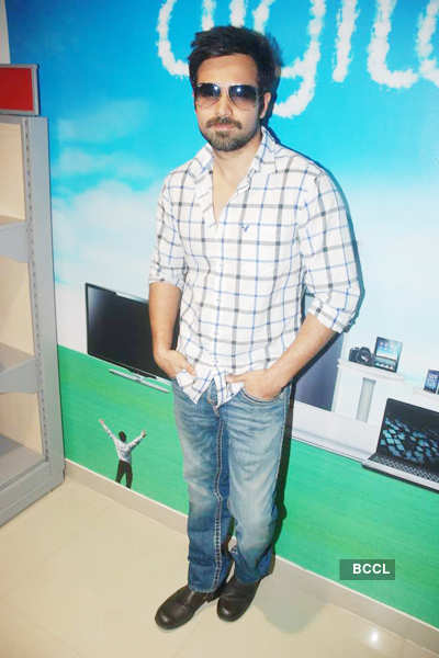 Emraan promotes 'Dirty Picture'