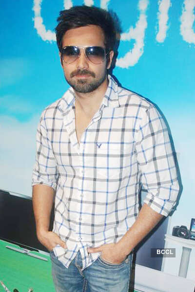 Emraan promotes 'Dirty Picture'