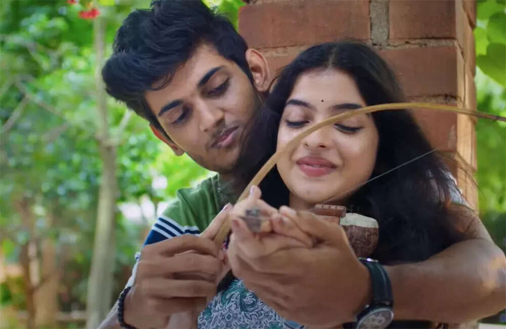 Ninaivellam-Neeyada1