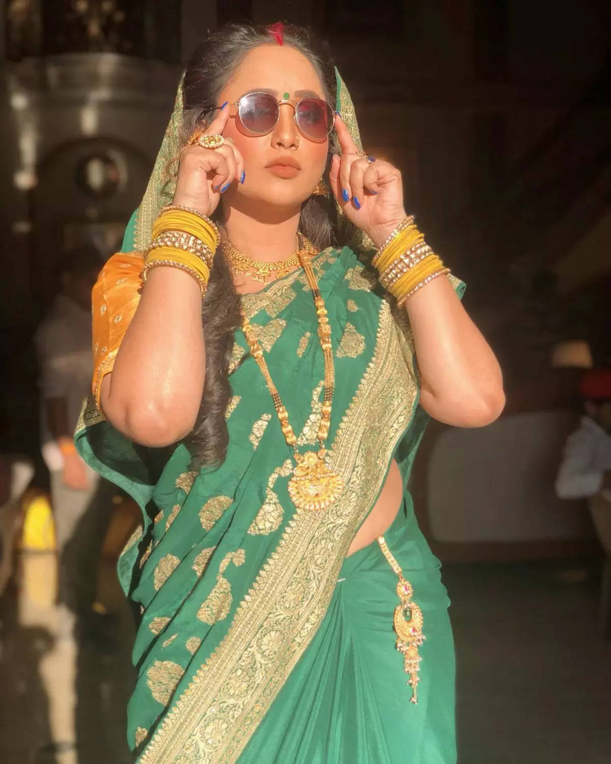Rani Chatterjee Impresses With Her Stunning Choice Of Traditional Outfits Radiating Elegance