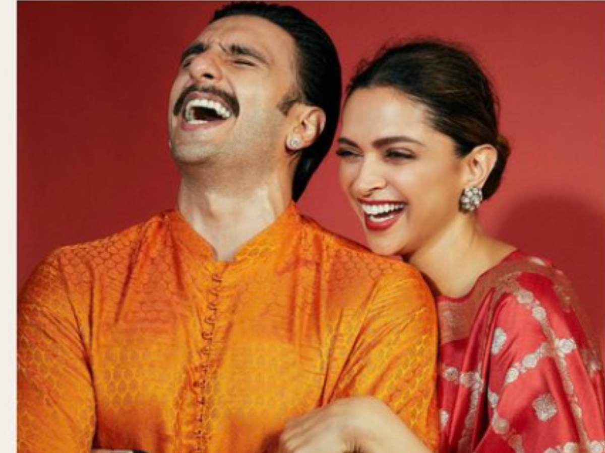 Bollywood Couple Pregnancy Announcements: Celebrity Pregnancy ...