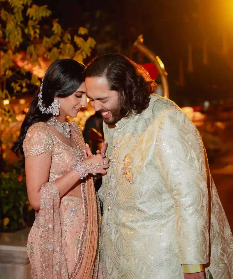 From ​SRK-Rihanna to Aditya-Ananya: Viral pictures from Anant Ambani and Radhika Merchant's pre-wedding festivities