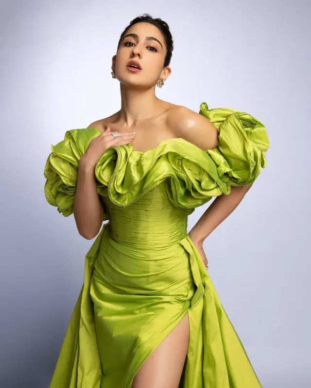 Sara Ali Khan exudes sophistication in exquisite floral gown, see pictures