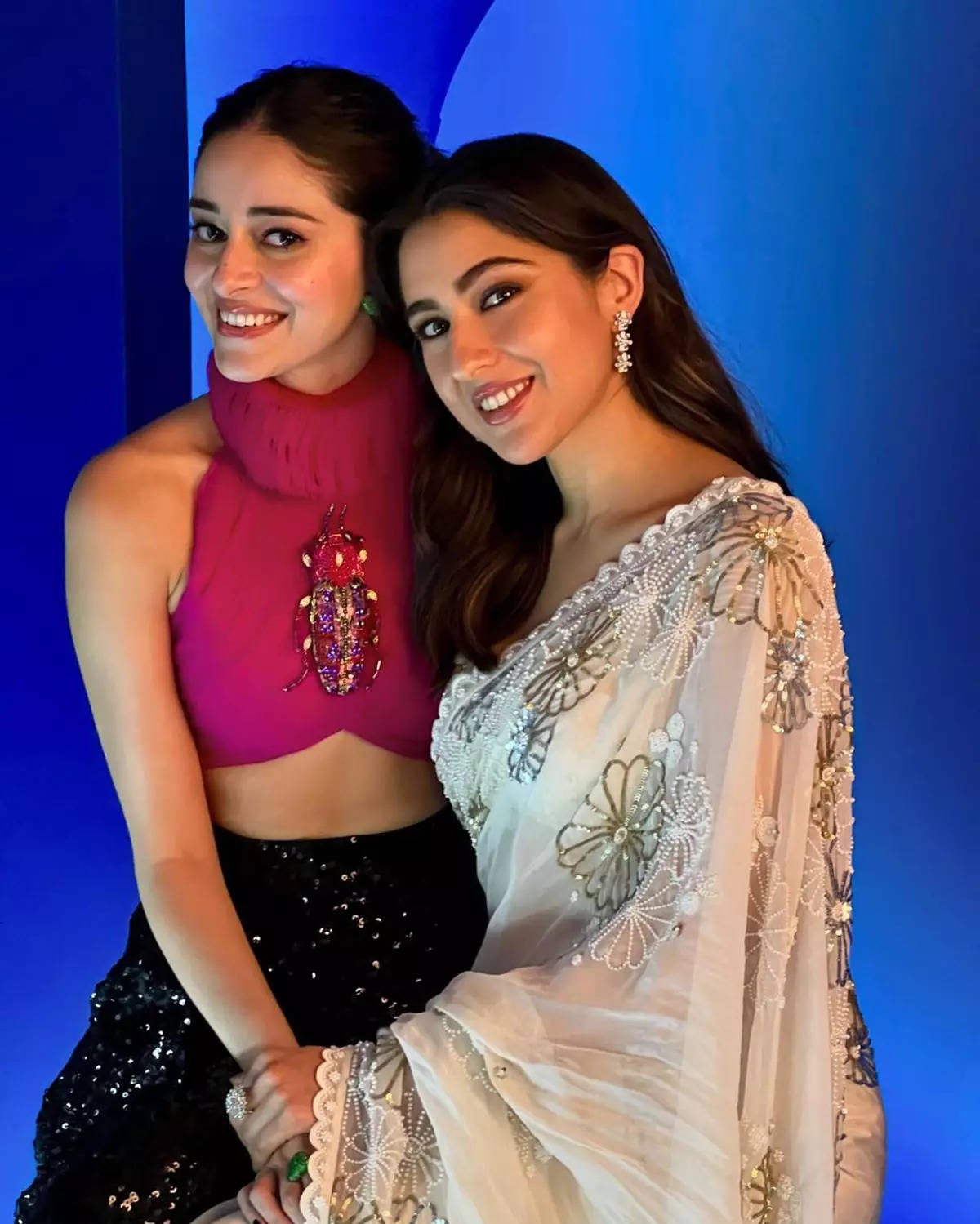 Sara Ali Khan impresses in saree at grand unveiling of 'Ae Watan Mere Watan'