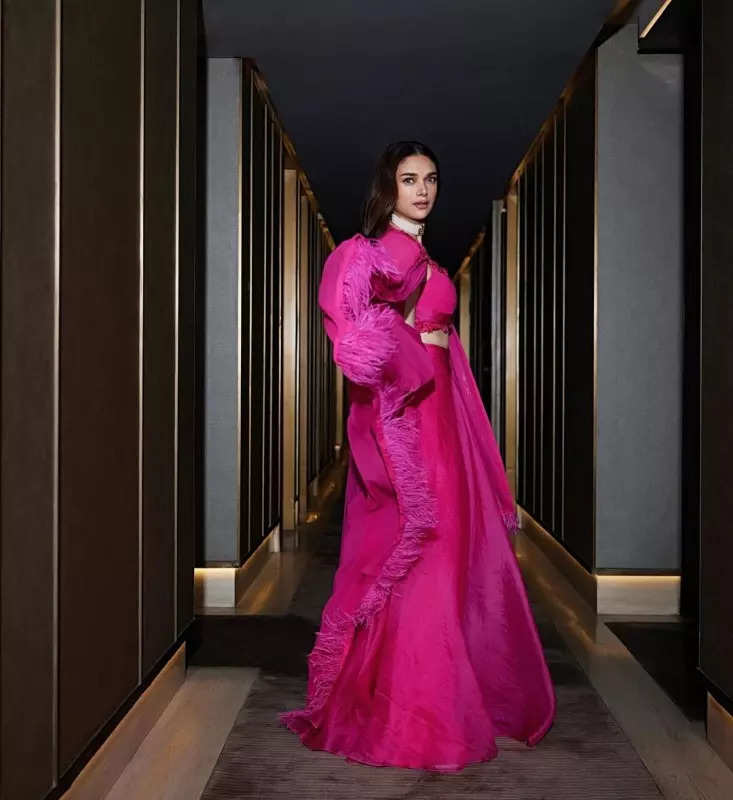 Aditi Rao Hydari looks like a modern-day Maharani in pink chiffon sharara set, see pictures