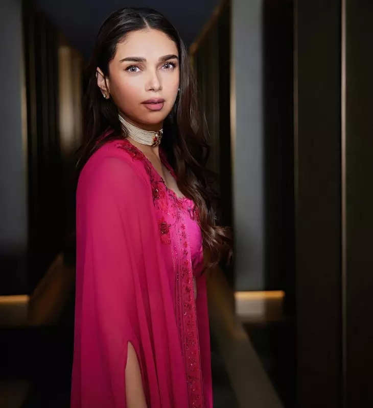 Aditi Rao Hydari looks like a modern-day Maharani in pink chiffon sharara set, see pictures