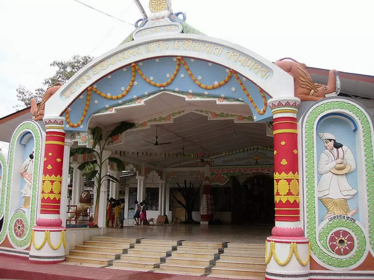 Assam: This temple has a sacred earthen lamp that has been burning since 1461!